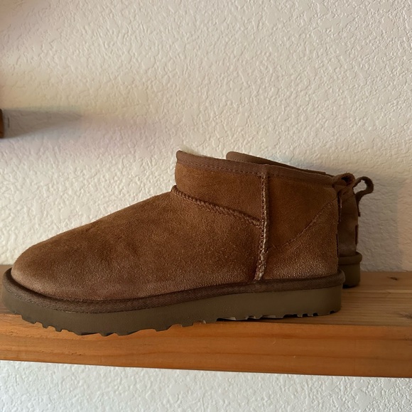 UGG Classic Ultra Mini Color Chestnut Size 7 - Picture 4 of 13